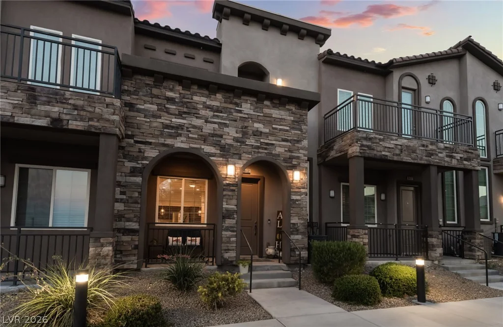 6432 Spring Jog, Las Vegas, NV 89166
