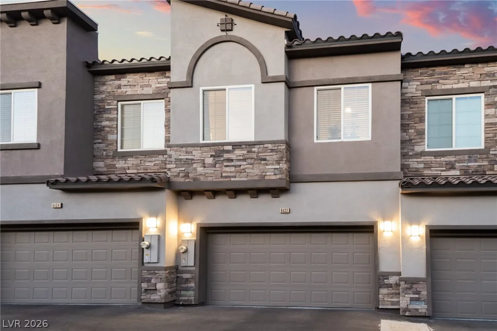 6432 Spring Jog, Las Vegas, NV 89166