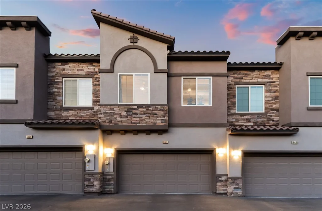 6432 Spring Jog, Las Vegas, NV 89166