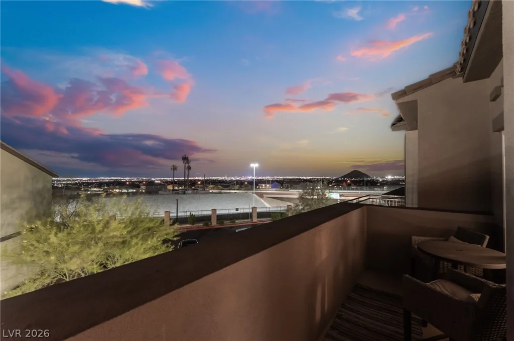6432 Spring Jog, Las Vegas, NV 89166