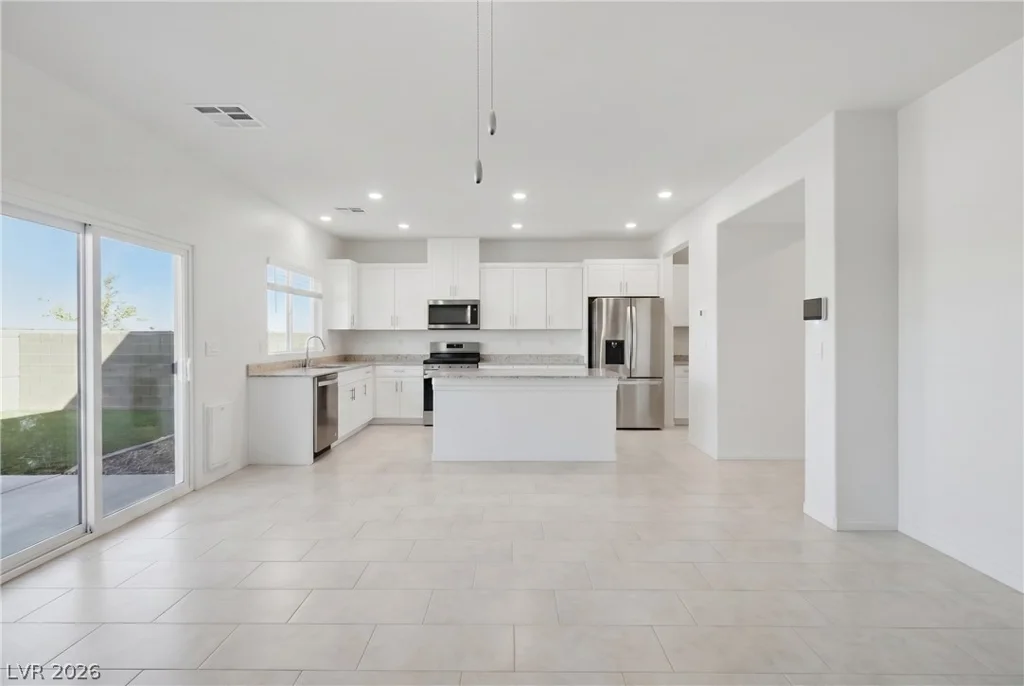 1754 Bonnie Bay, North Las Vegas, NV 89084