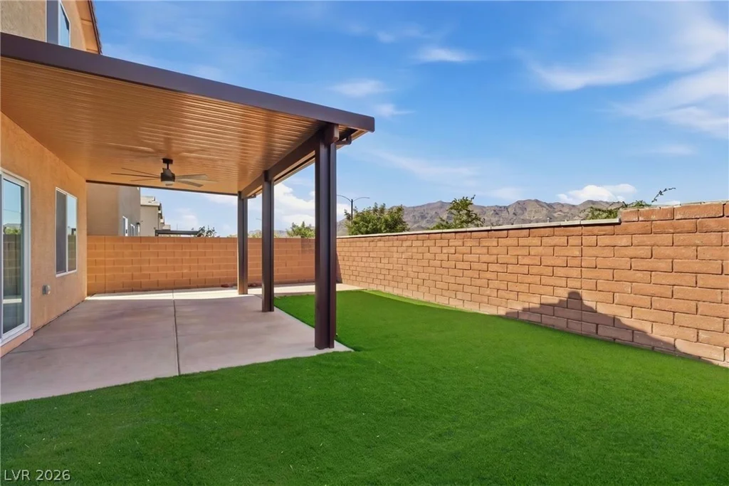 1754 Bonnie Bay, North Las Vegas, NV 89084