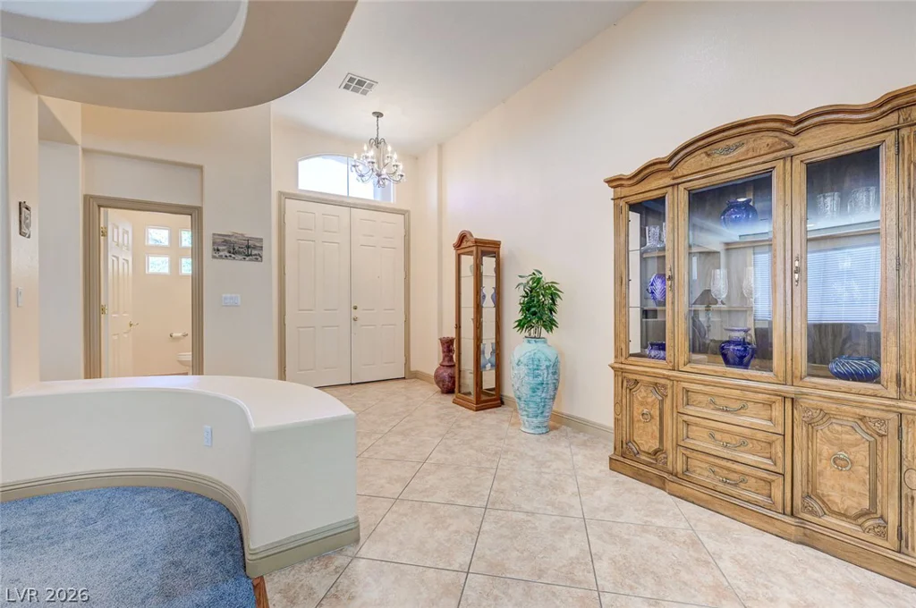 10093 Golden Bluff, Las Vegas, NV 89148