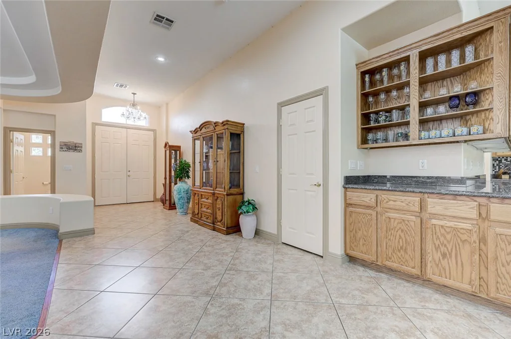 10093 Golden Bluff, Las Vegas, NV 89148