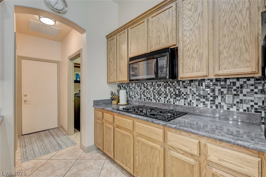 10093 Golden Bluff, Las Vegas, NV 89148
