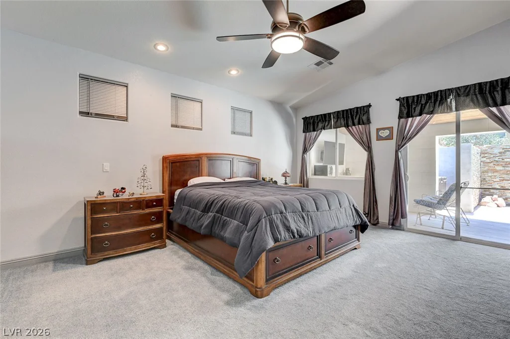 10093 Golden Bluff, Las Vegas, NV 89148