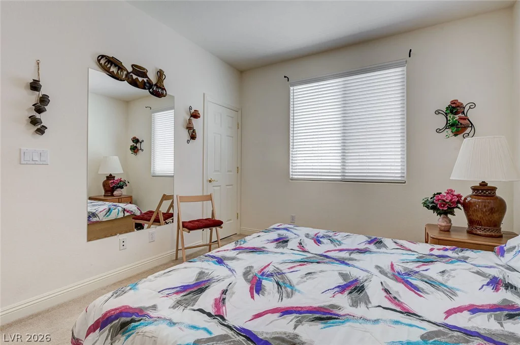 10093 Golden Bluff, Las Vegas, NV 89148