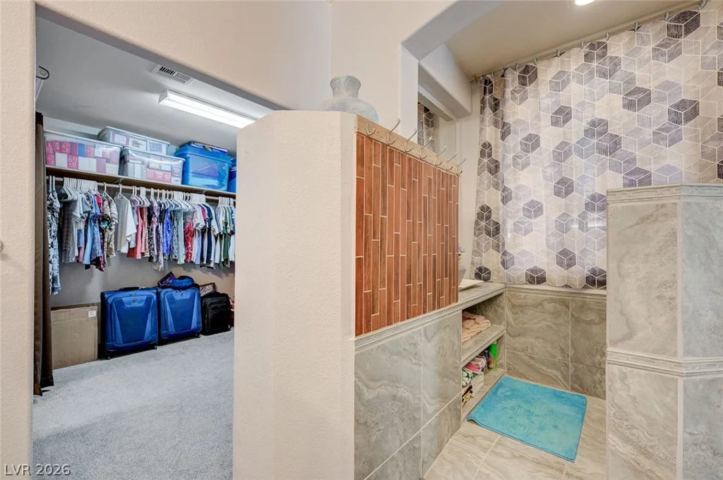 10093 Golden Bluff, Las Vegas, NV 89148