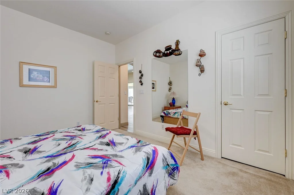 10093 Golden Bluff, Las Vegas, NV 89148
