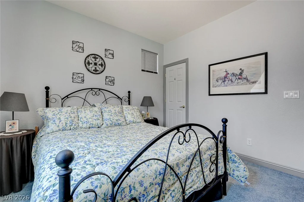 10093 Golden Bluff, Las Vegas, NV 89148