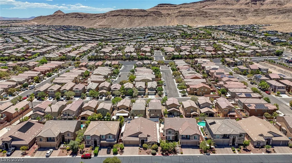 10093 Golden Bluff, Las Vegas, NV 89148