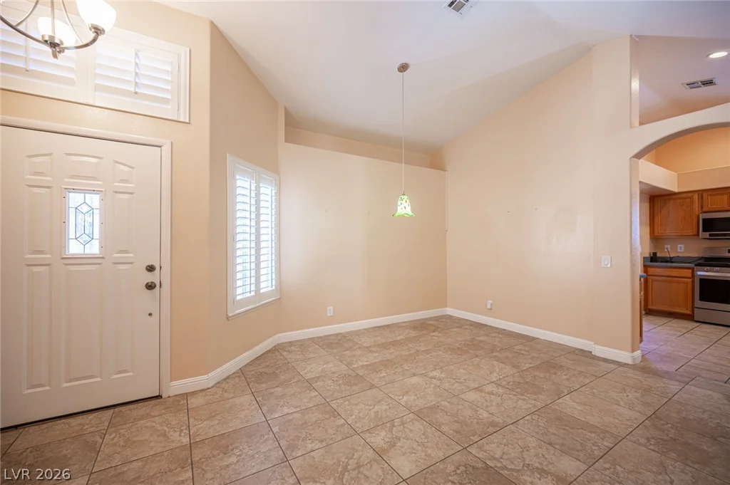 4353 Valley Regents, North Las Vegas, NV 89032