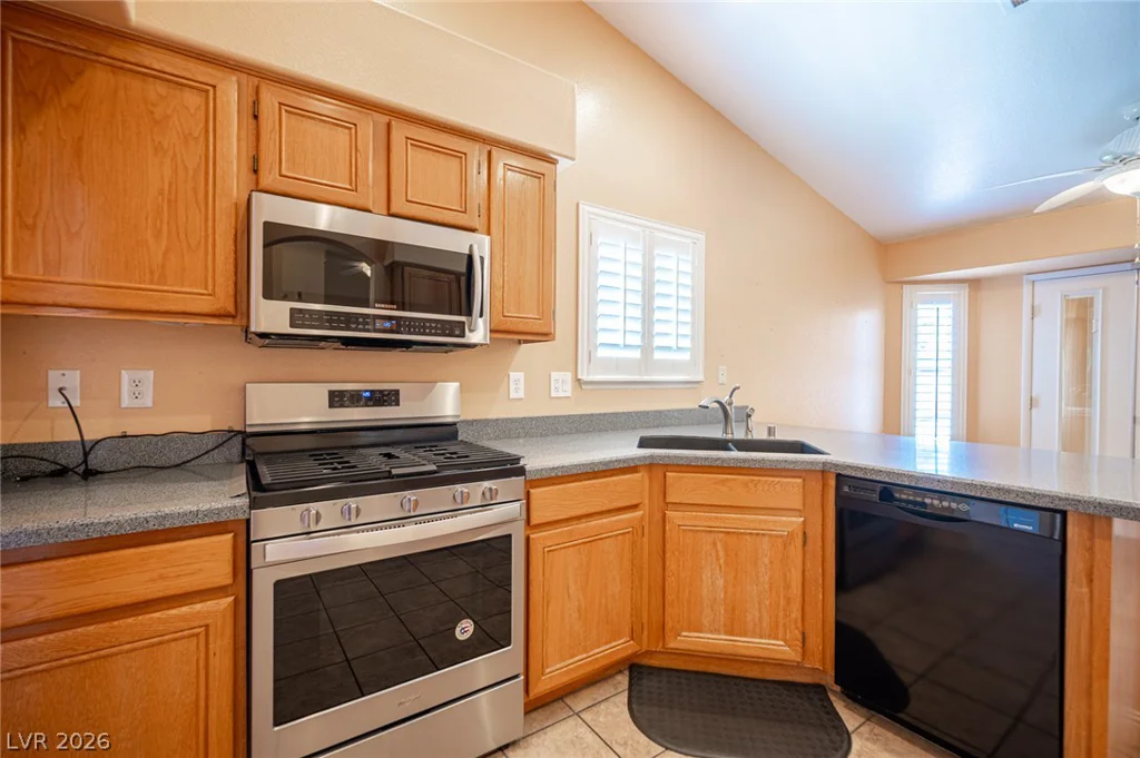 4353 Valley Regents, North Las Vegas, NV 89032