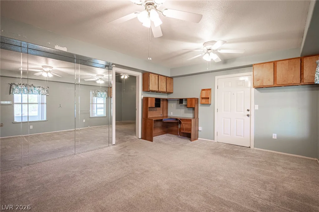 4353 Valley Regents, North Las Vegas, NV 89032