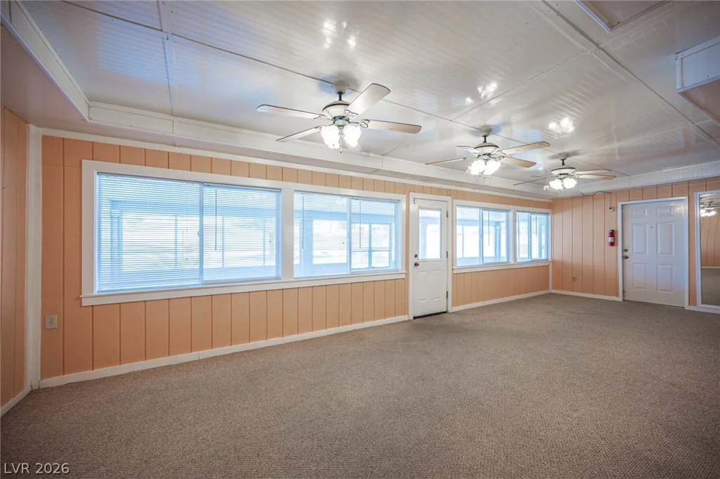 4353 Valley Regents, North Las Vegas, NV 89032