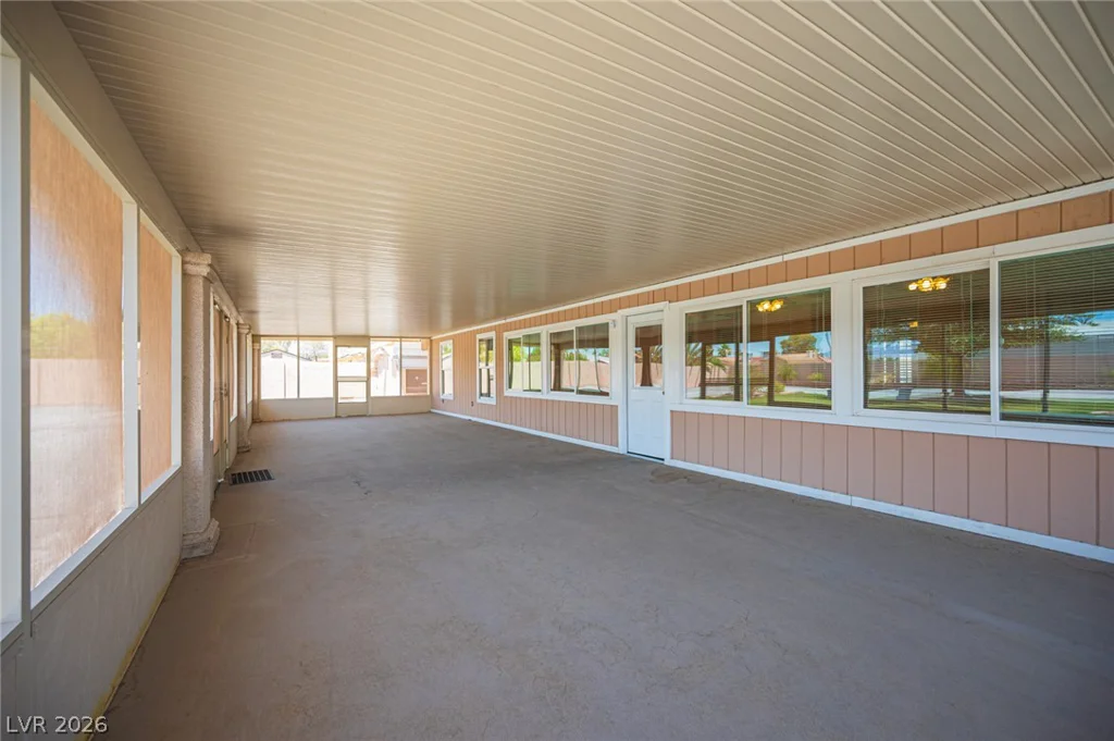 4353 Valley Regents, North Las Vegas, NV 89032