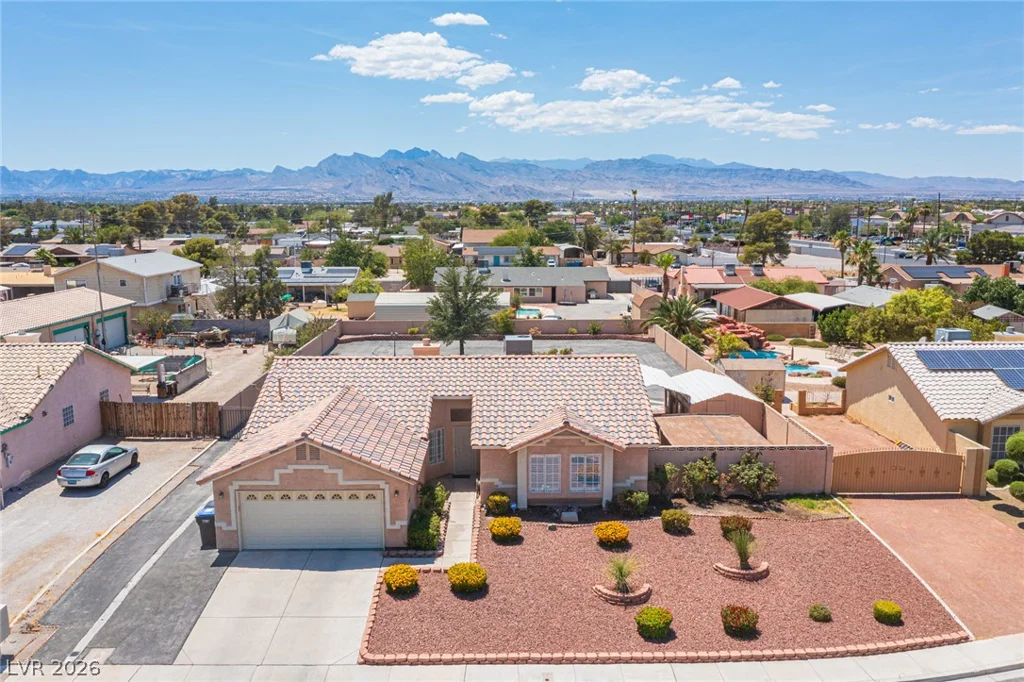 4353 Valley Regents, North Las Vegas, NV 89032