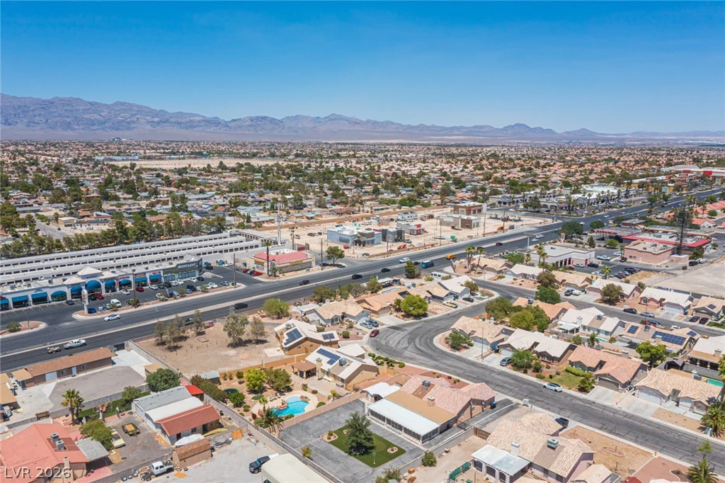 4353 Valley Regents, North Las Vegas, NV 89032