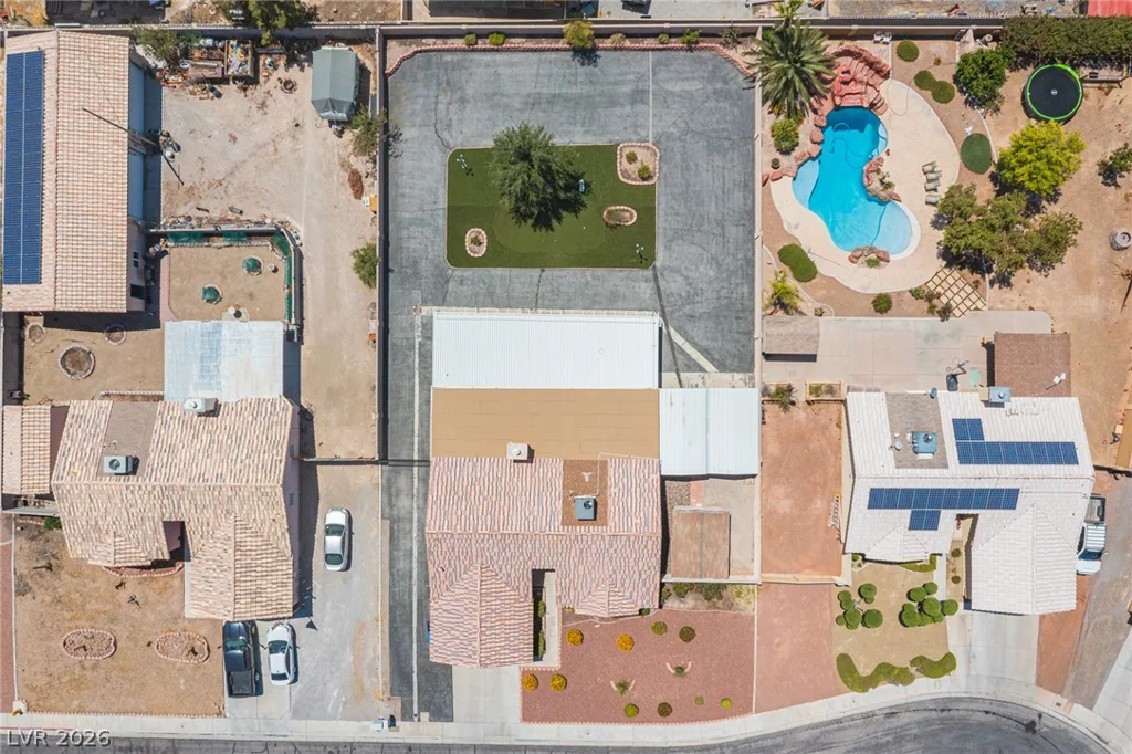 4353 Valley Regents, North Las Vegas, NV 89032