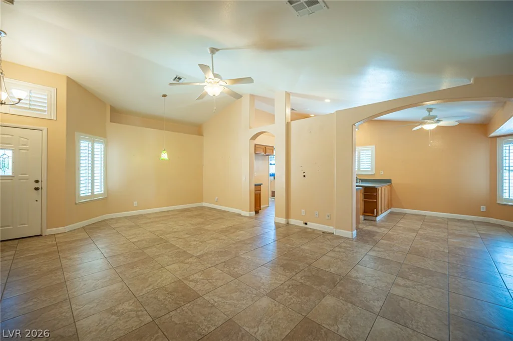 4353 Valley Regents, North Las Vegas, NV 89032