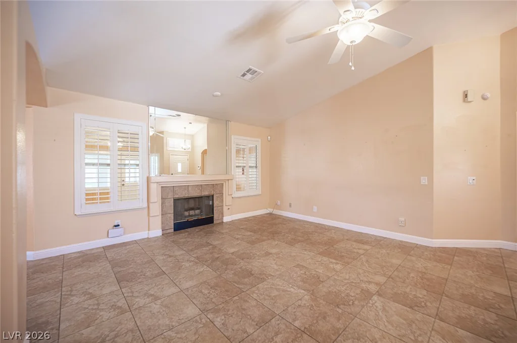 4353 Valley Regents, North Las Vegas, NV 89032