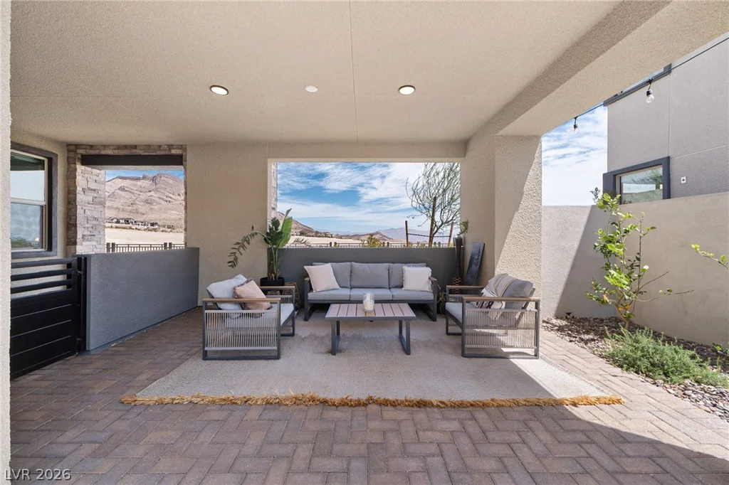 12122 Pink Sunrise, Las Vegas, NV 89138