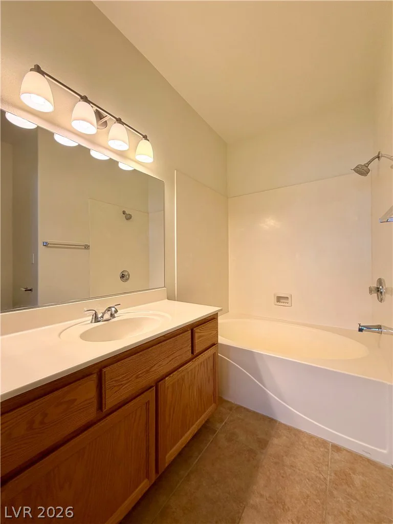 1420 Red Crest, Las Vegas, NV 89144