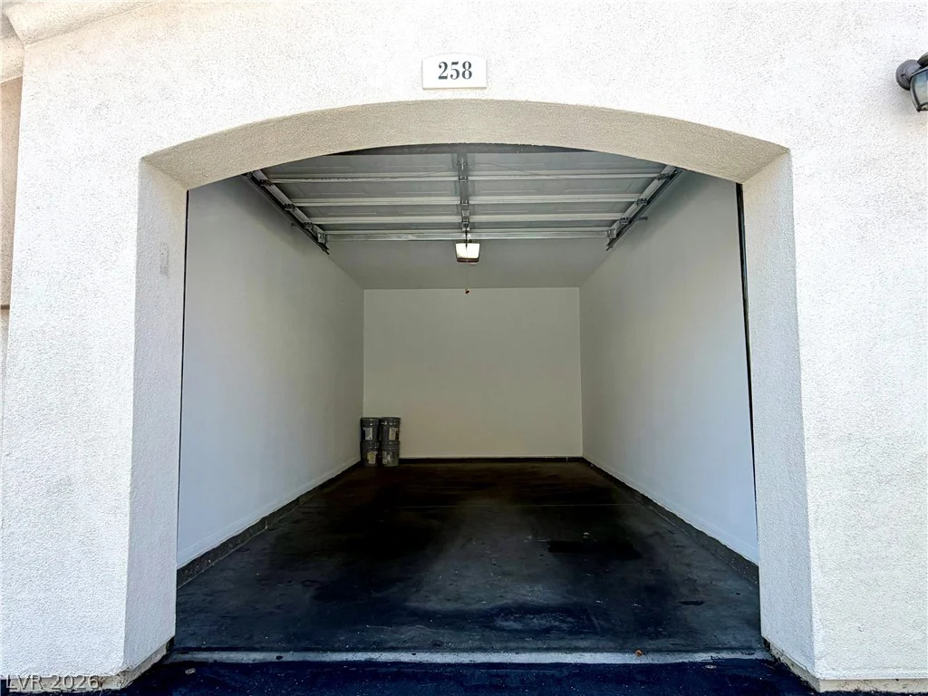 1420 Red Crest, Las Vegas, NV 89144