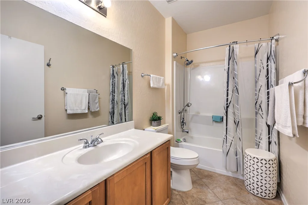 4705 Apulia, North Las Vegas, NV 89084