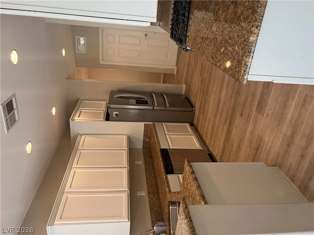6092 Fox Creek, Las Vegas, NV 89122