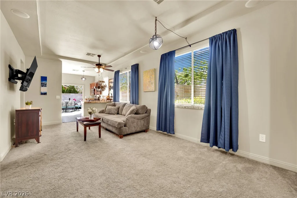 908 Corsica, Las Vegas, NV 89144