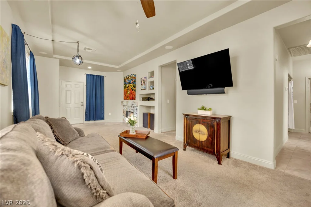 908 Corsica, Las Vegas, NV 89144