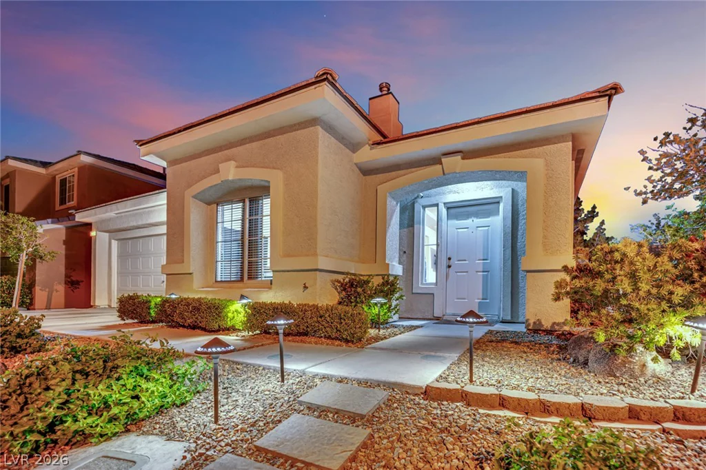 908 Corsica, Las Vegas, NV 89144