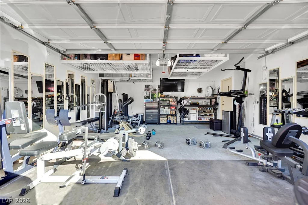 908 Corsica, Las Vegas, NV 89144