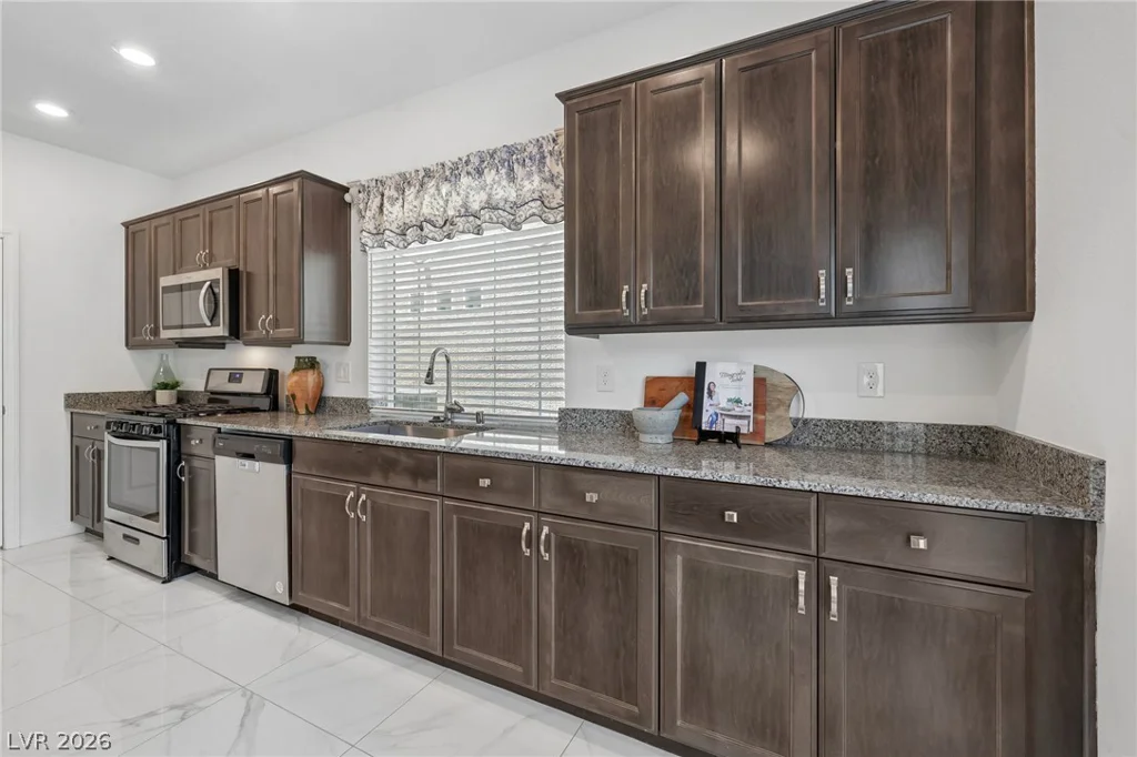 7766 Pacific Dunes, Las Vegas, NV 89139