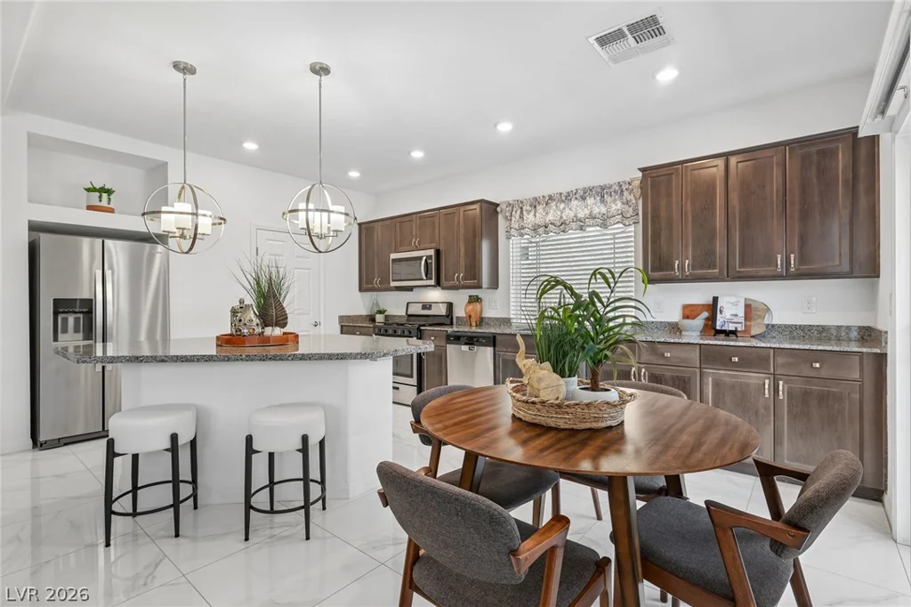 7766 Pacific Dunes, Las Vegas, NV 89139
