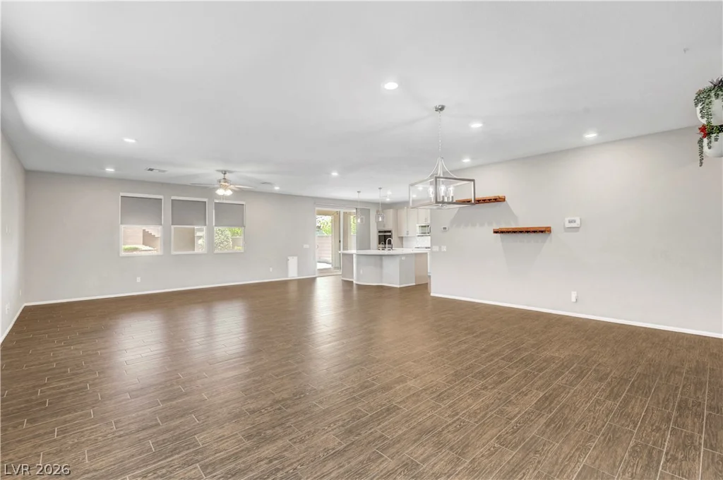 1516 Deep Valley, North Las Vegas, NV 89084