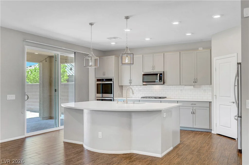 1516 Deep Valley, North Las Vegas, NV 89084