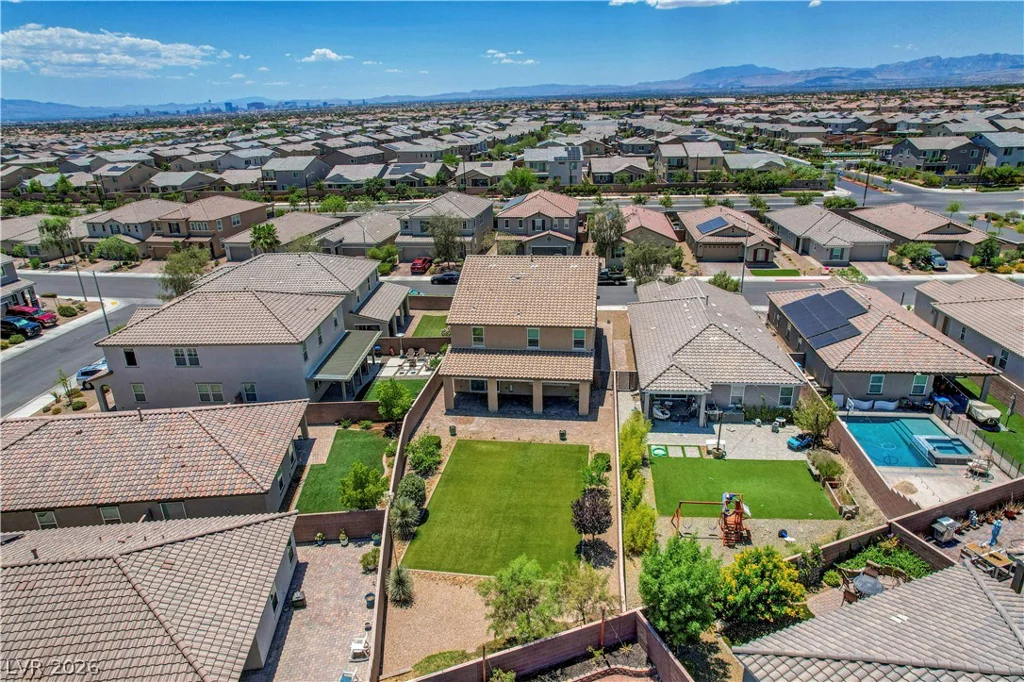 1516 Deep Valley, North Las Vegas, NV 89084