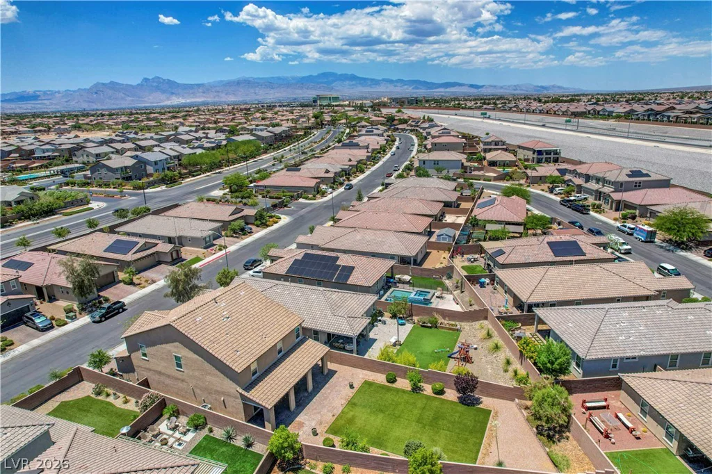 1516 Deep Valley, North Las Vegas, NV 89084