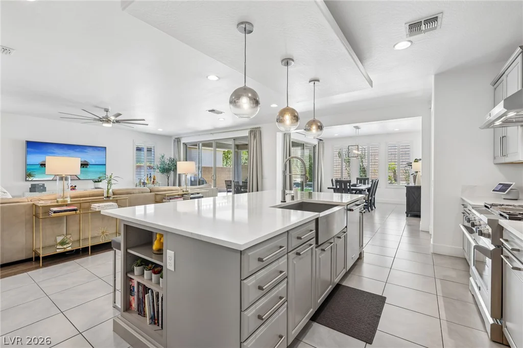 8269 Skye Gorge, Las Vegas, NV 89166