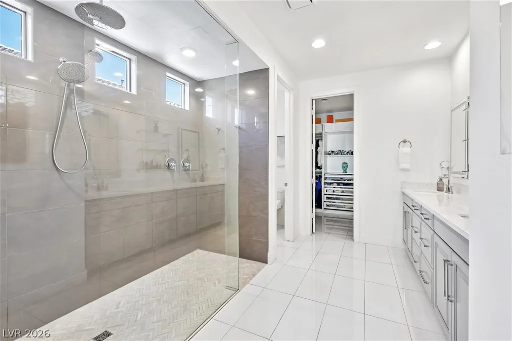 8269 Skye Gorge, Las Vegas, NV 89166