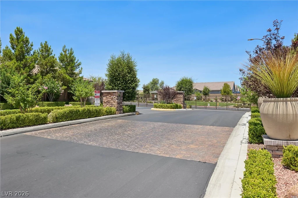8269 Skye Gorge, Las Vegas, NV 89166