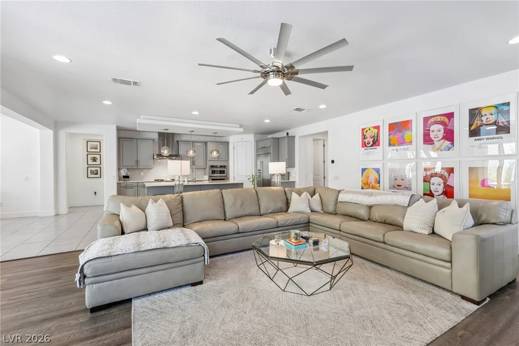 8269 Skye Gorge, Las Vegas, NV 89166