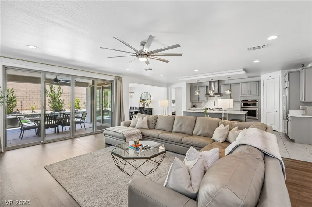 8269 Skye Gorge, Las Vegas, NV 89166