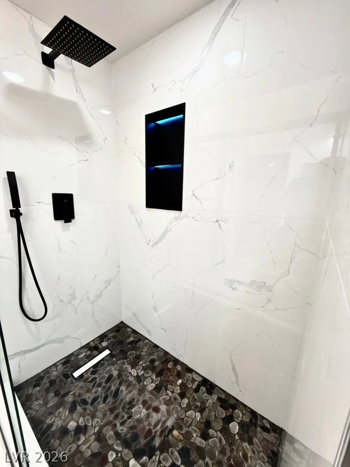 7167 Durango, Las Vegas, NV 89113