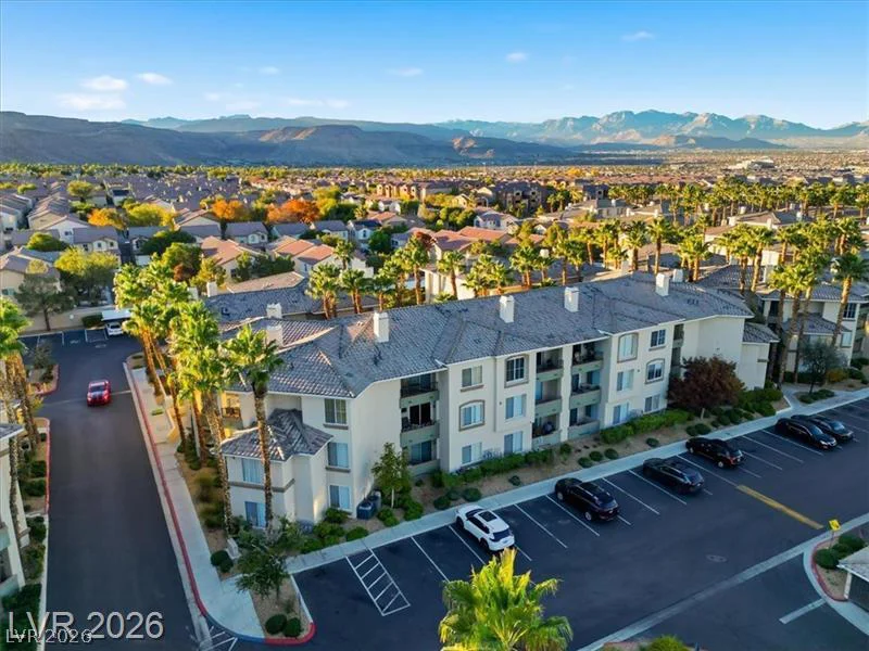 7167 Durango, Las Vegas, NV 89113