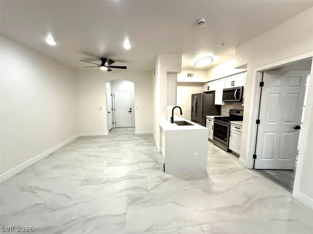 7167 Durango, Las Vegas, NV 89113