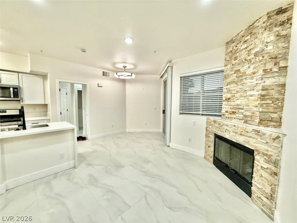 7167 Durango, Las Vegas, NV 89113