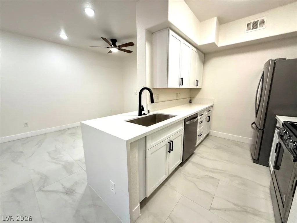7167 Durango, Las Vegas, NV 89113